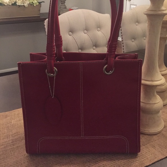 Sold - Picture 1 of 5